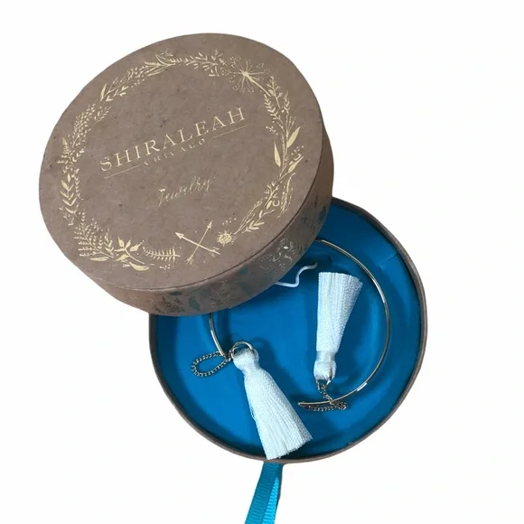 Shiraleah Anthropologie Bracelet Bangle Open Fringe Tallulah White Tassels - Picture 6 of 6